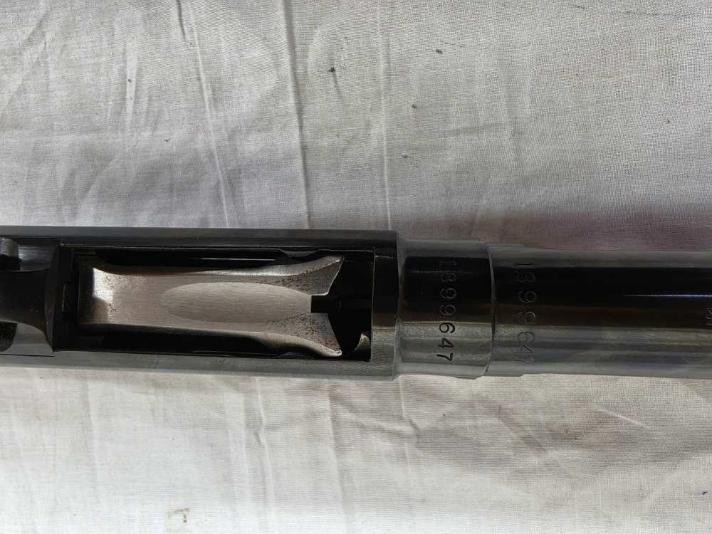 WINCHESTER MODEL 12 12 GUAGE PUMP ACTION SHOTGUN-img-11