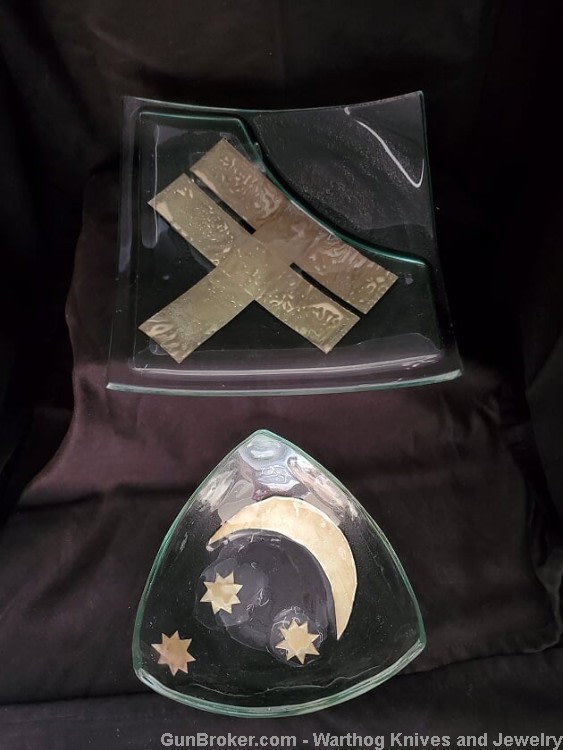 2 Vintage Gold Leaf Sandwich Glass Small Plates.Textured,Green Tinted,Thick-img-0