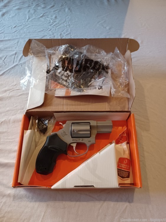 taurus 605-img-0