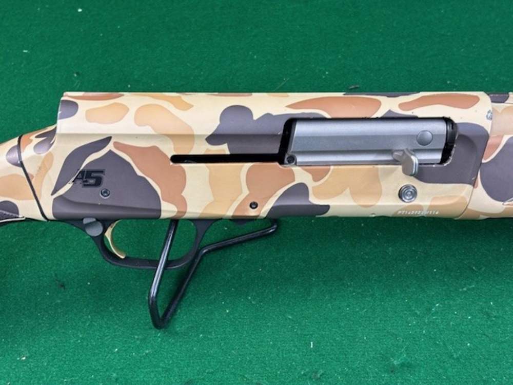 Browning A-5 Vintage Tan 12ga 3.5" Chamber 28" Barrel with Hardcase -img-2