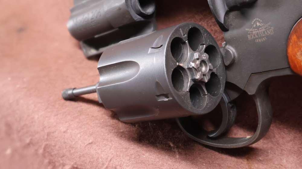 Armscor RIA 206 38 SPL 6 Shot DA/SA 2.125" BRL GD Bore-img-14
