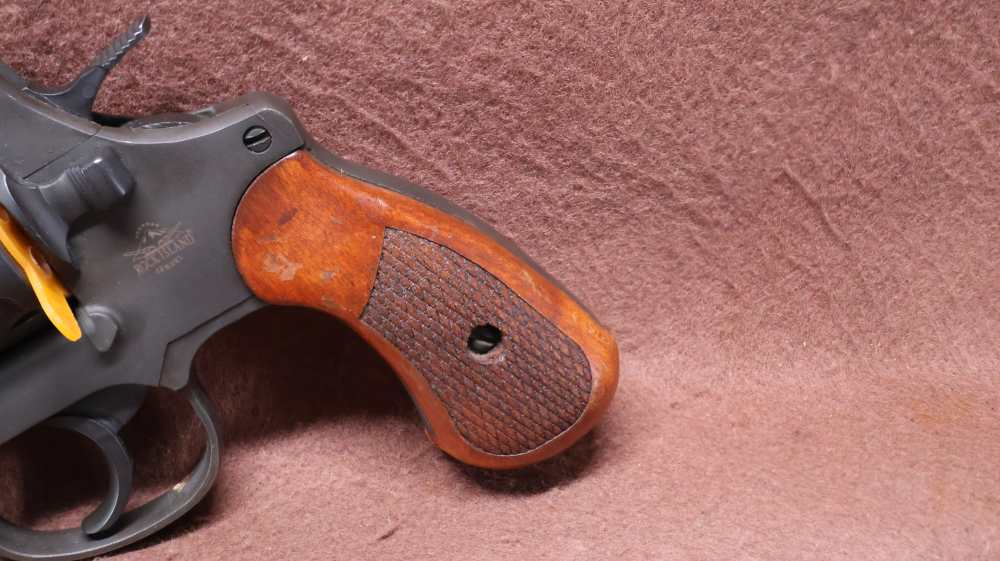 Armscor RIA 206 38 SPL 6 Shot DA/SA 2.125" BRL GD Bore-img-10