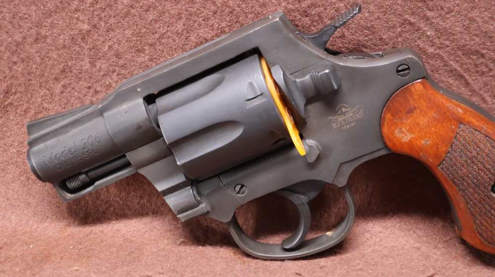 Armscor RIA 206 38 SPL 6 Shot DA/SA 2.125" BRL GD Bore-img-11