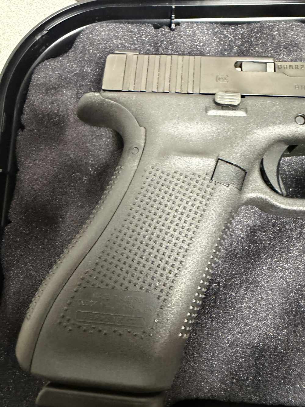 Glock 17 Gen 5, 9mm, 4.5”, 17 Rd, AmeriGlo Night Sight-img-4