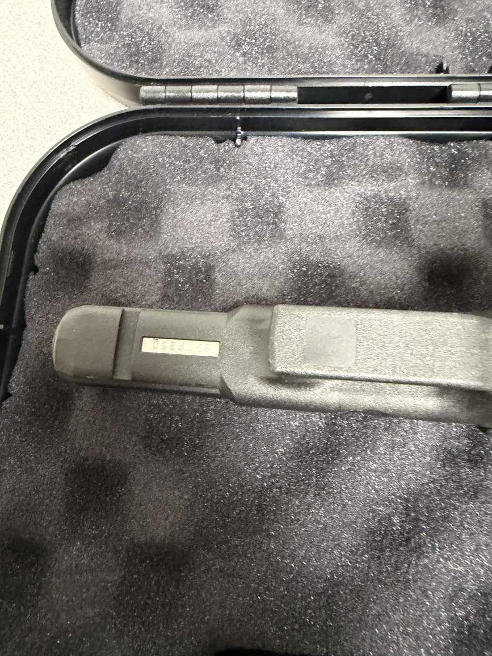 Glock 17 Gen 5, 9mm, 4.5”, 17 Rd, AmeriGlo Night Sight-img-7