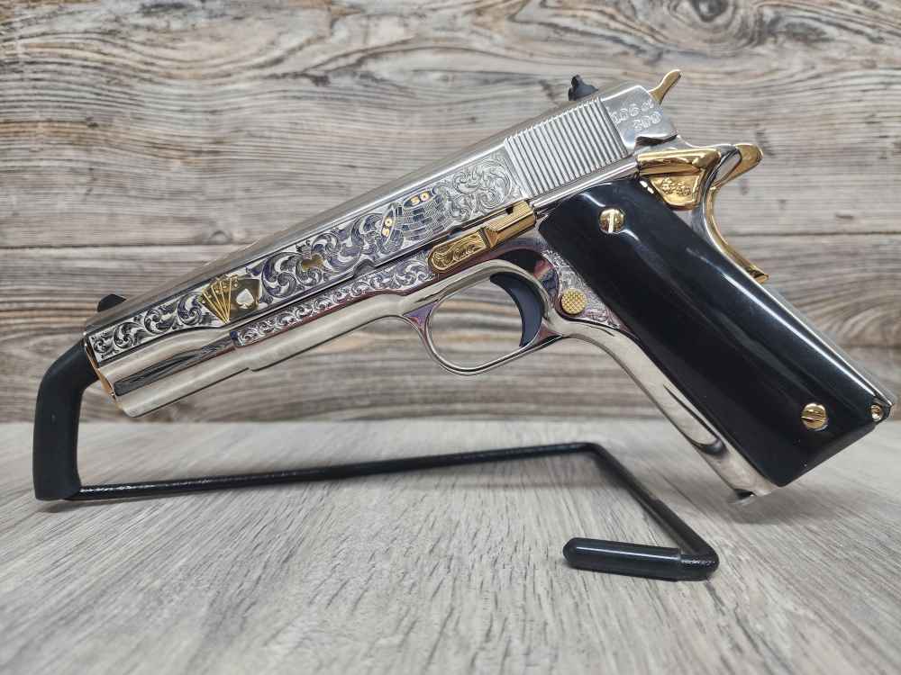 Custom & Collectable Colt 1911 Gambler 45 ACP-img-1