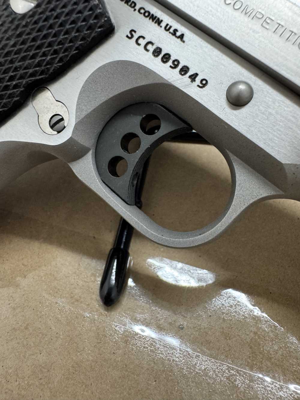 Colt government model MKIV Series 70/ Model O, 45 colt, w/ extra handles-img-22