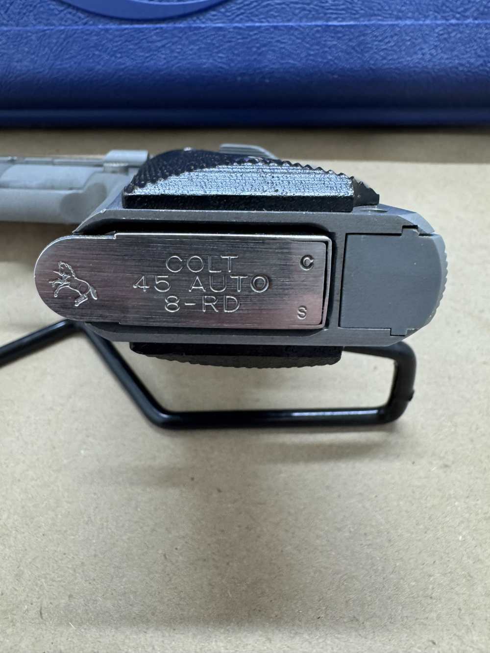 Colt government model MKIV Series 70/ Model O, 45 colt, w/ extra handles-img-23