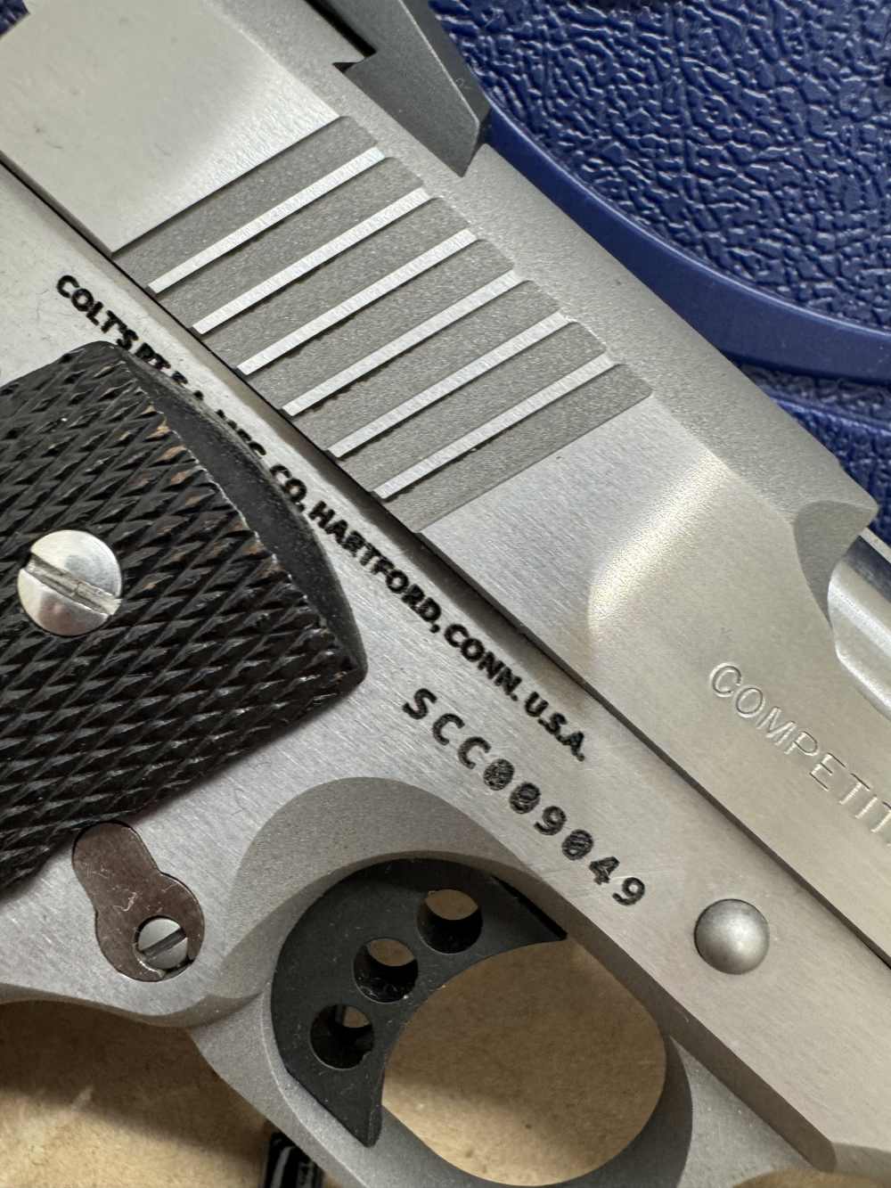 Colt government model MKIV Series 70/ Model O, 45 colt, w/ extra handles-img-17
