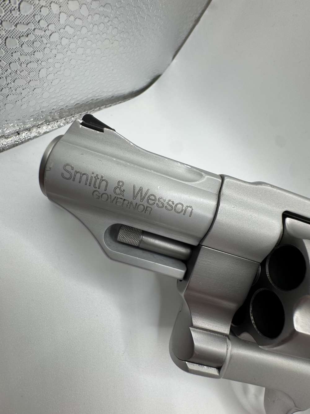 Smith & Wesson Governor 45 Colt/ 410, revolver -img-1