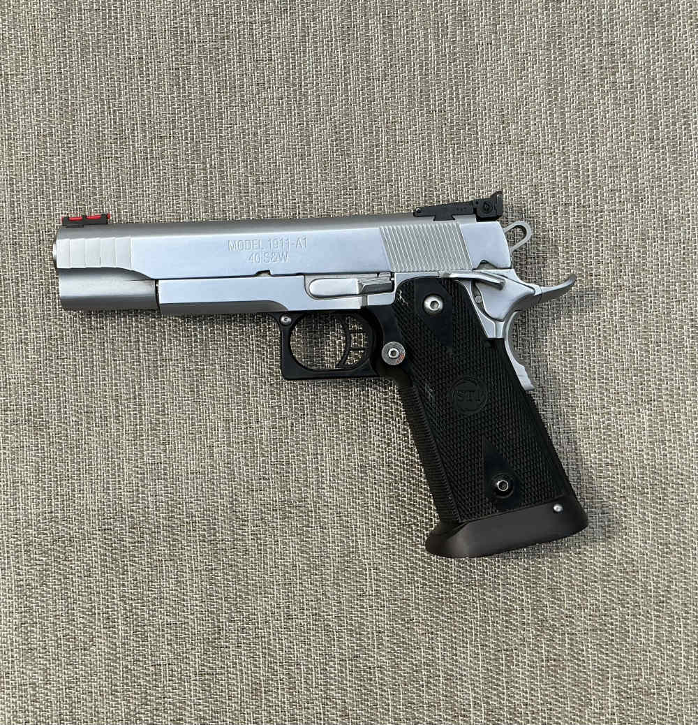 STI 2011 Competition Ready Hard Chrome Limited Gun .40 S&W-img-1