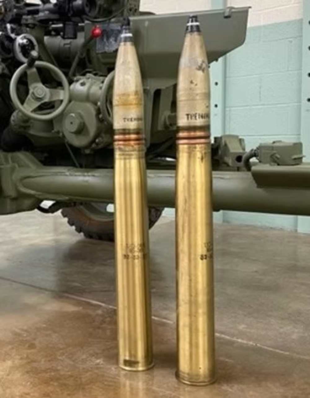 85mm Brass Russian Inert Drill Round over 30 inches tall still in service-img-0