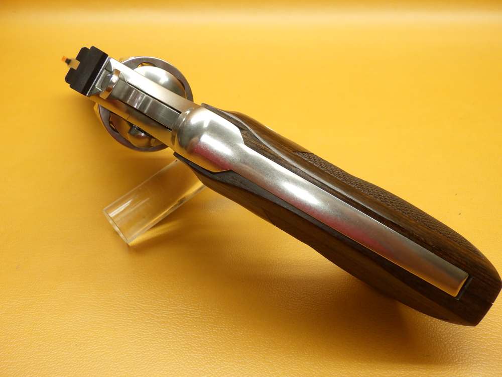 Colt Python 357 Mag 4.25"Bbl SS (SP4WTS) - Great Looking Snake Gun-img-15