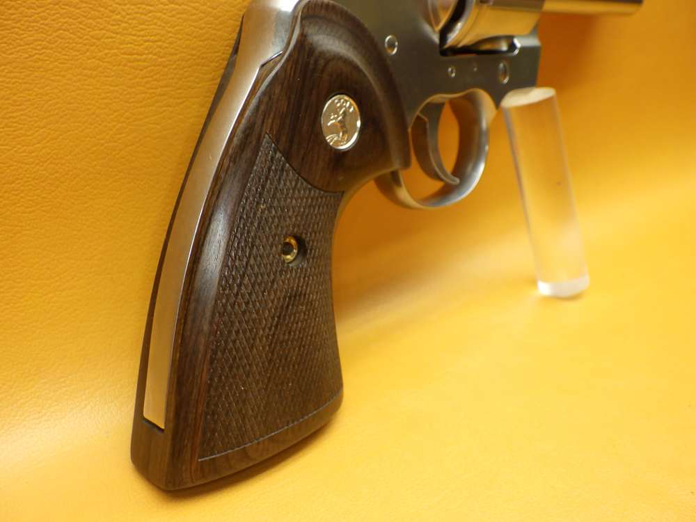 Colt Python 357 Mag 4.25"Bbl SS (SP4WTS) - Great Looking Snake Gun-img-3