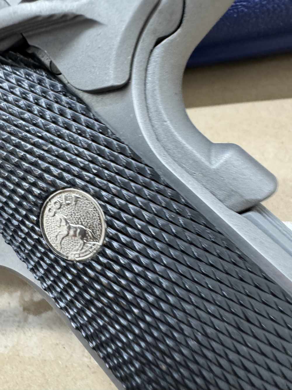 Colt government model MKIV Series 70/ Model O, 45 colt, w/ extra handles-img-3