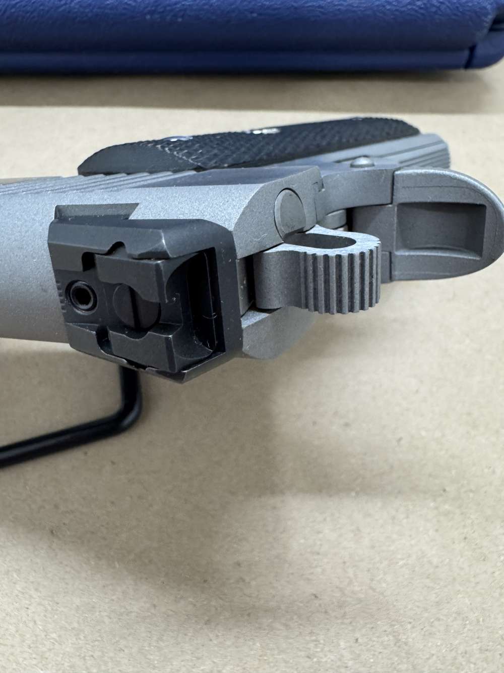 Colt government model MKIV Series 70/ Model O, 45 colt, w/ extra handles-img-27