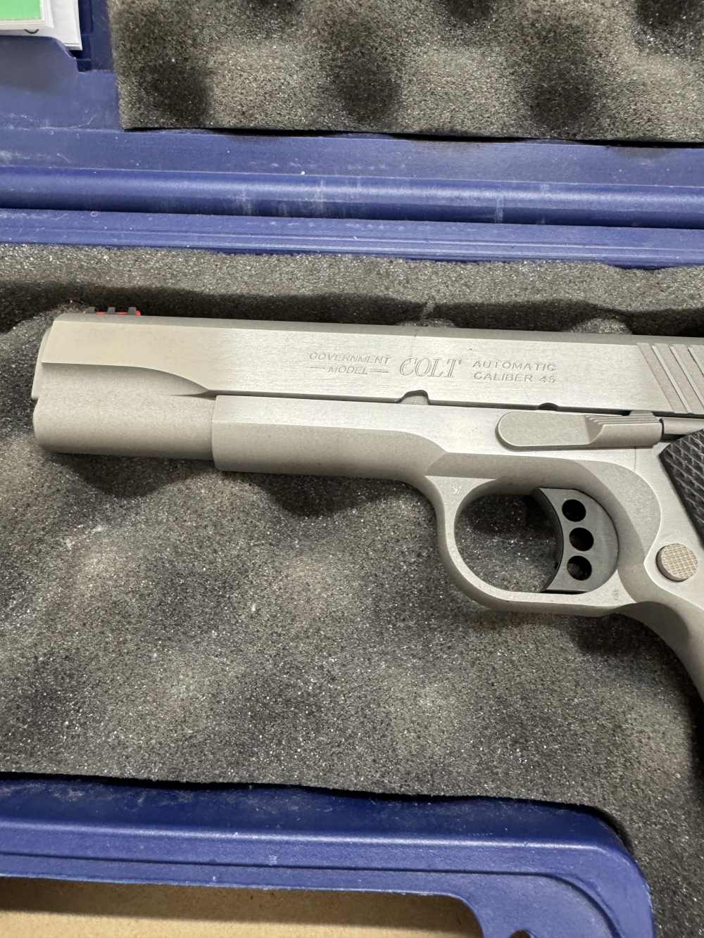 Colt government model MKIV Series 70/ Model O, 45 colt, w/ extra handles-img-35