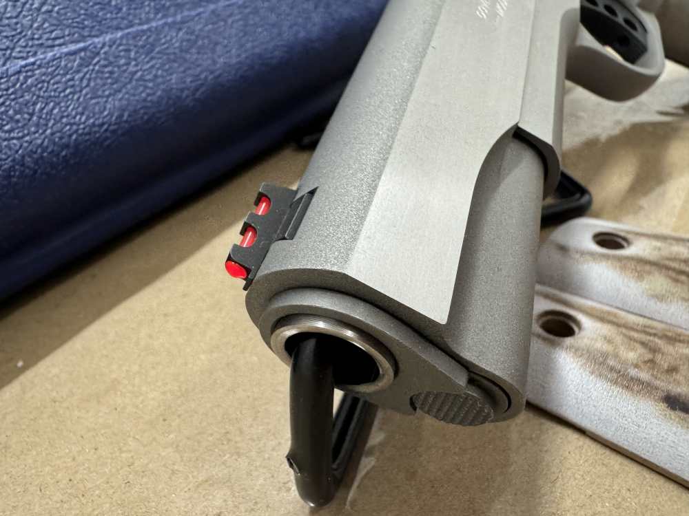 Colt government model MKIV Series 70/ Model O, 45 colt, w/ extra handles-img-10