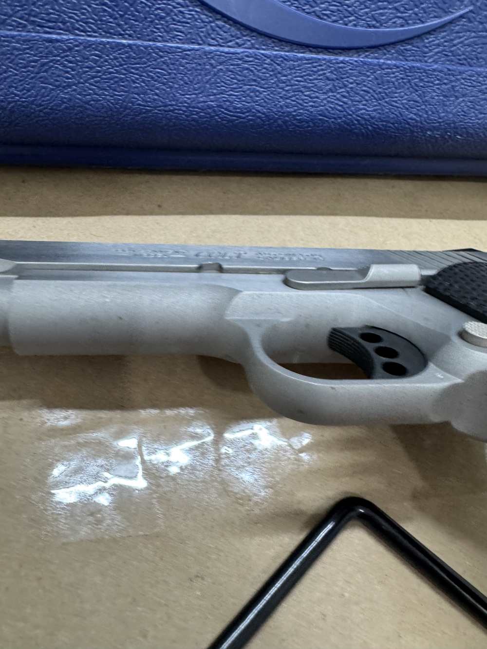 Colt government model MKIV Series 70/ Model O, 45 colt, w/ extra handles-img-25