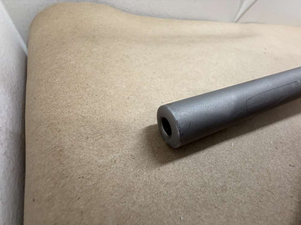 RUGER M77 HAWKEYE 6.5 creedmoor, w’weaver scope, beautiful stock!-img-29