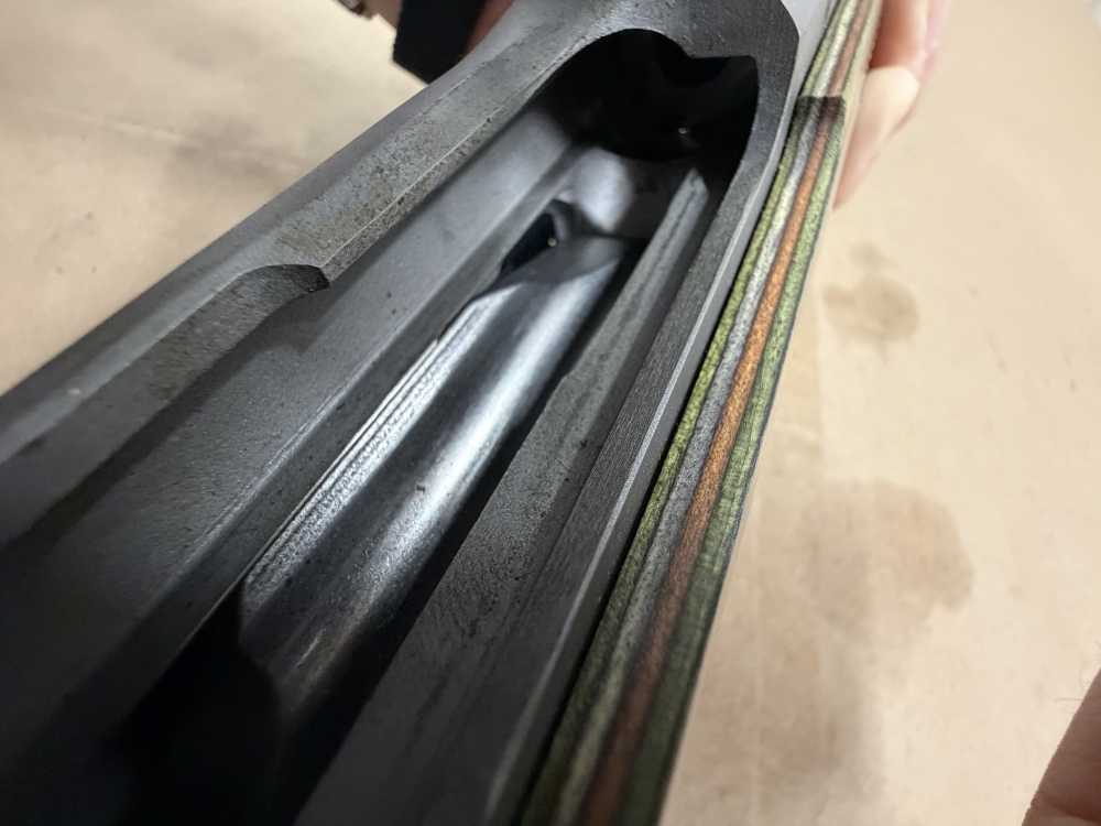 RUGER M77 HAWKEYE 6.5 creedmoor, w’weaver scope, beautiful stock!-img-33