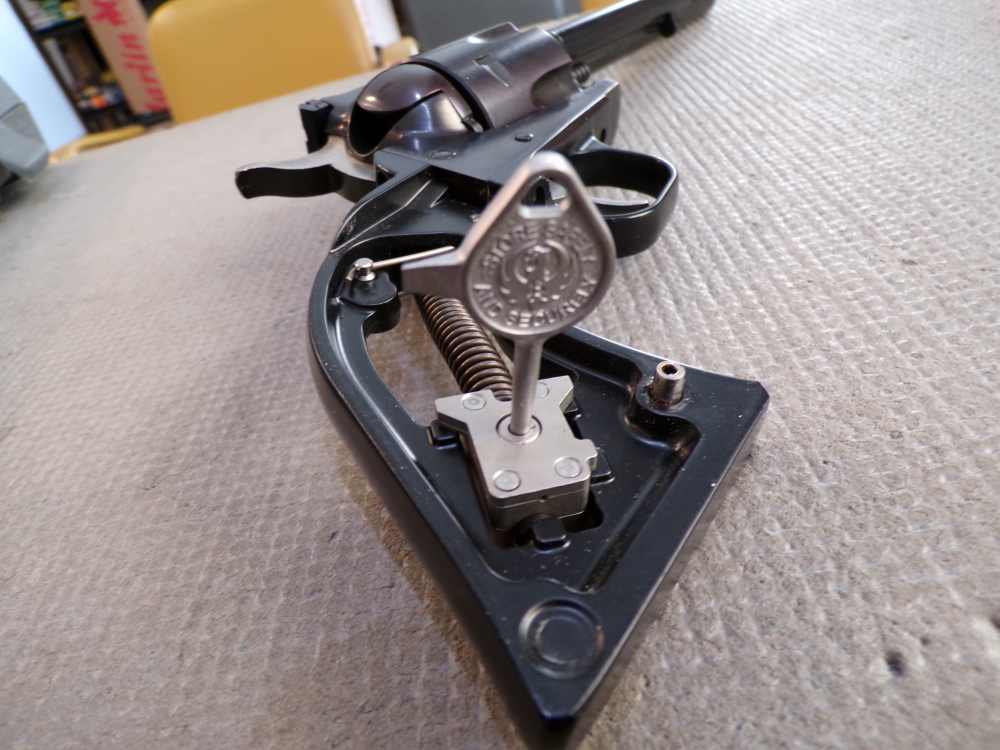 Ruger Blackhawk 41 Rem Mag 6 Shot 6.50" Blued Barrel MADE IN 2009-img-23