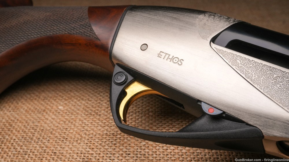 NIB Benelli Ethos Field 20 Gauge Silver Engraved-img-7