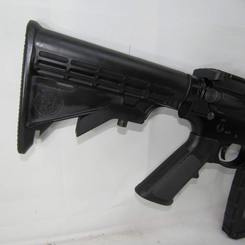 Smith and Wesson M&P 15-img-4