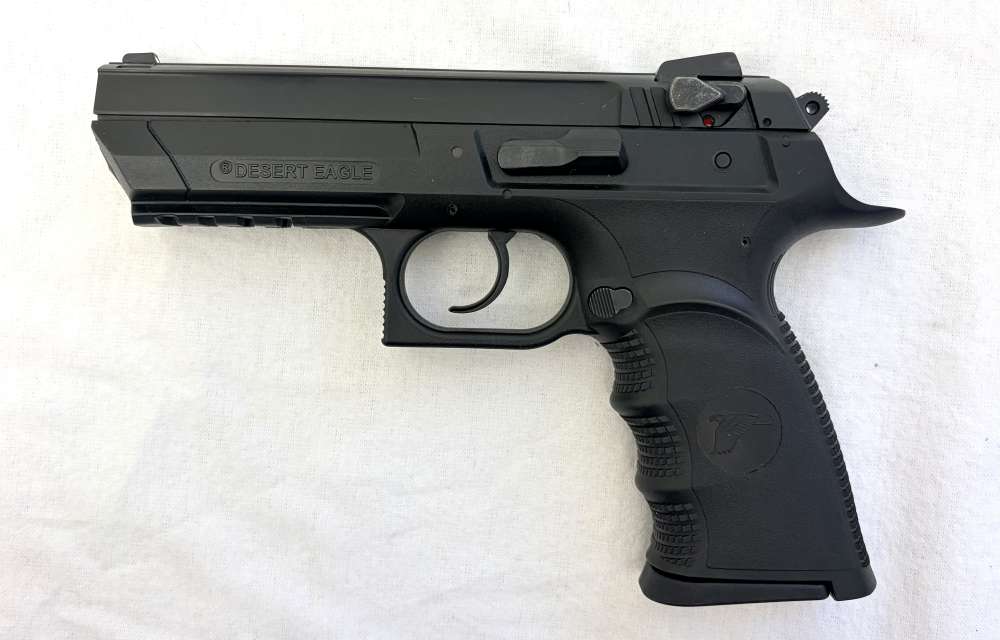 Collectible Magnum Research Desert Eagle “Baby Eagle III” RARE 9 MM -img-0