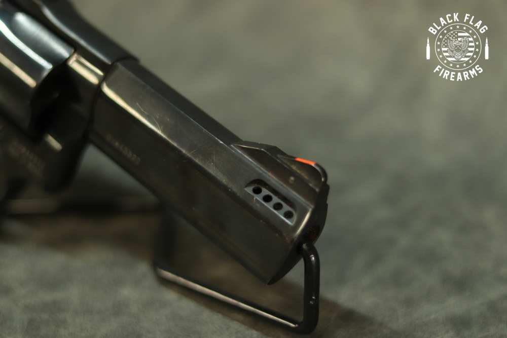 Taurus Tracker .44 Mag-img-2