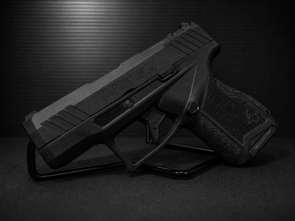 Taurus GX4-img-0