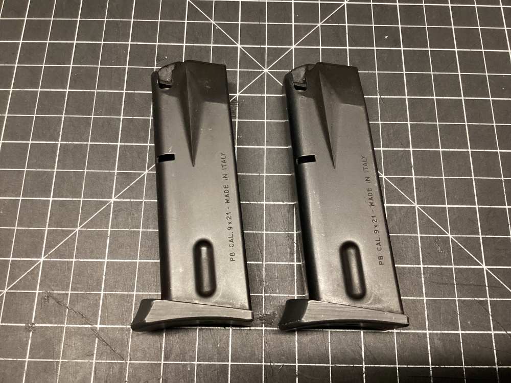 2 ULTRA RARE BERETTA 8000 L 9MM COMPACT 13 RD MAGAZINES-img-0