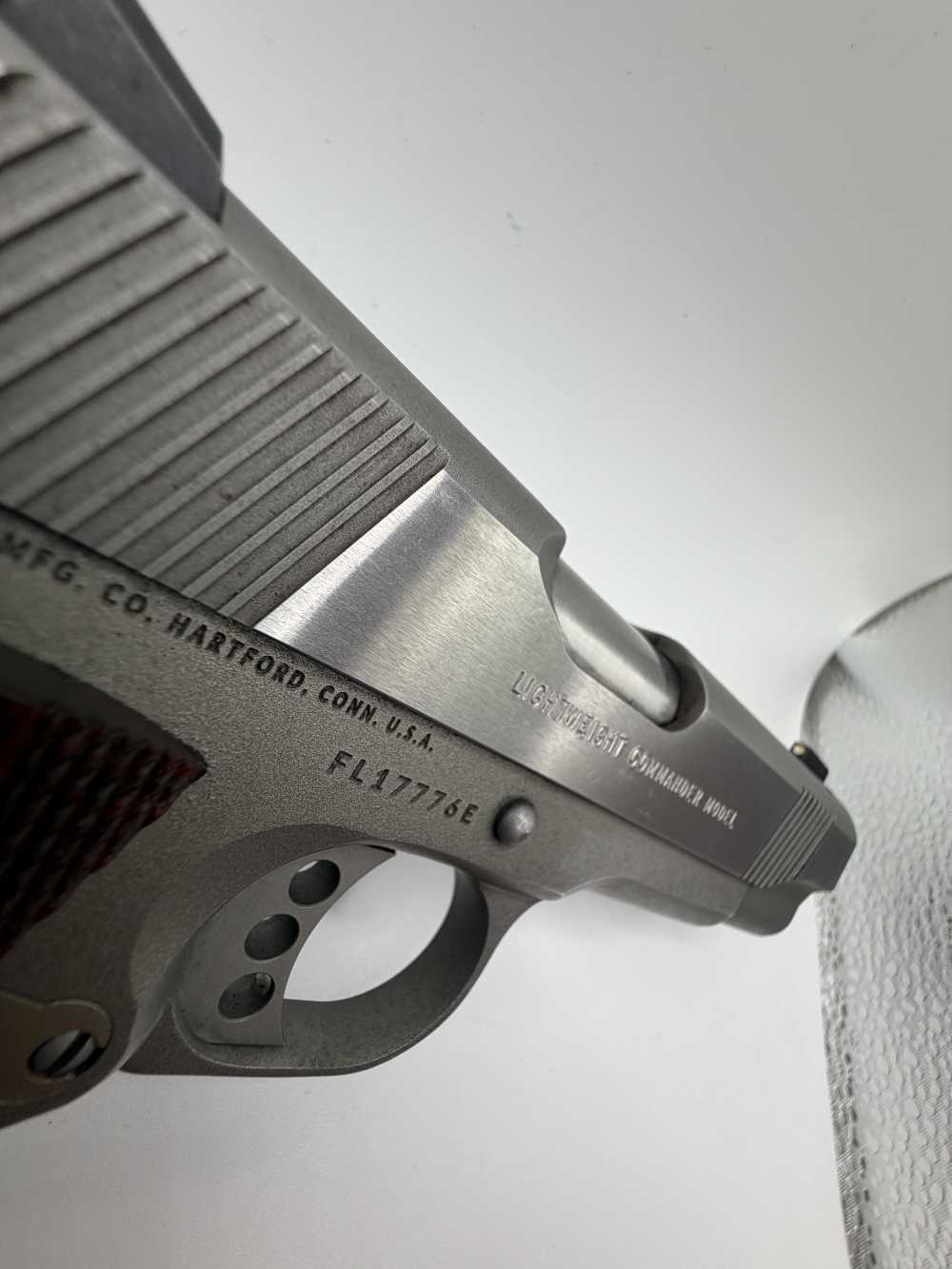 COLT GOVERNMENT MODEL LIGHTWEIGHT COMMANDER MODEL, 45 auto -img-23