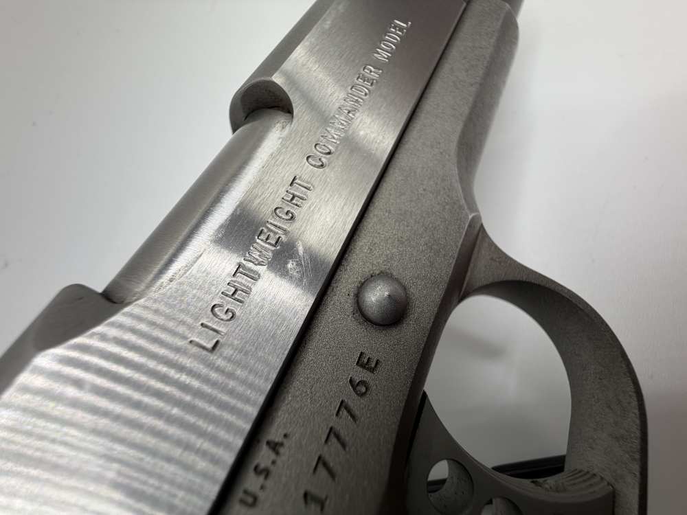 COLT GOVERNMENT MODEL LIGHTWEIGHT COMMANDER MODEL, 45 auto -img-20