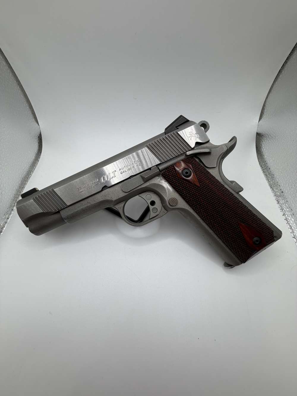 COLT GOVERNMENT MODEL LIGHTWEIGHT COMMANDER MODEL, 45 auto -img-0