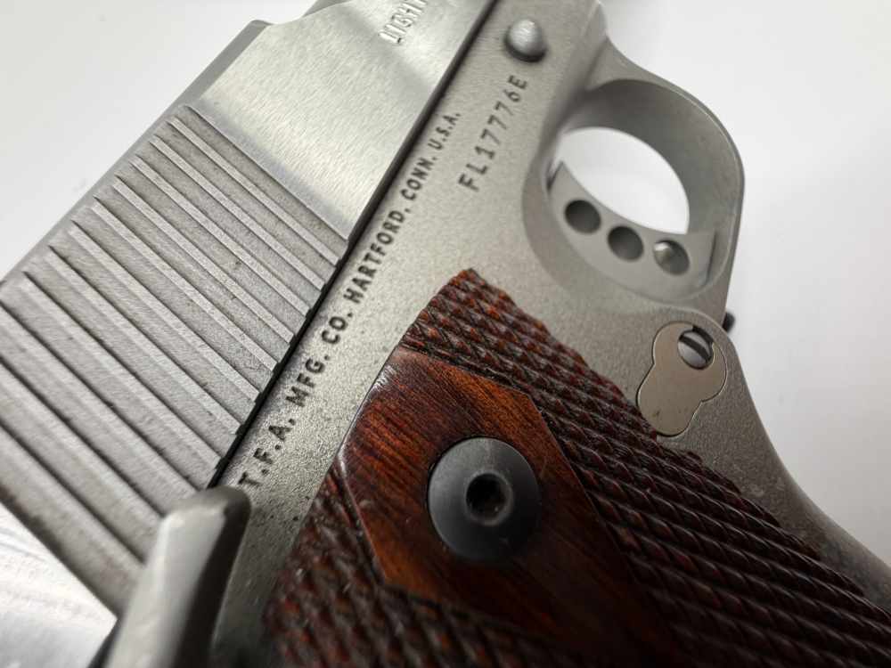 COLT GOVERNMENT MODEL LIGHTWEIGHT COMMANDER MODEL, 45 auto -img-18