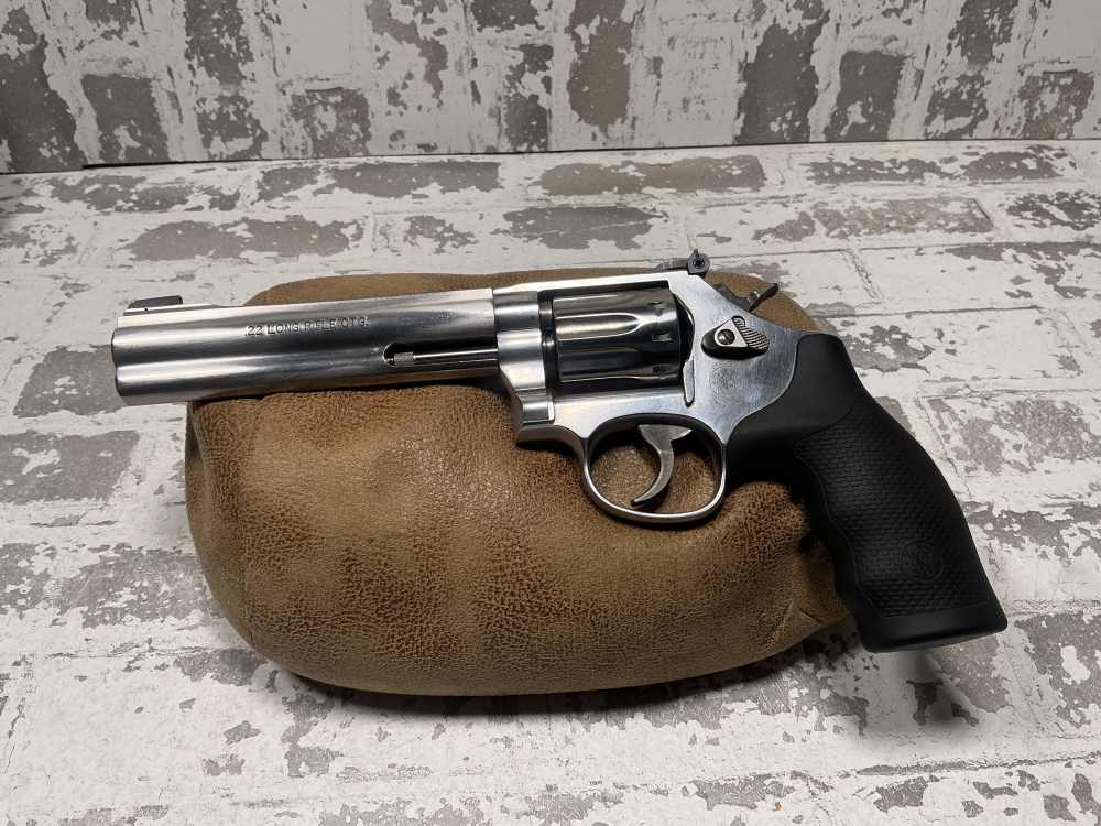 ! VERY NICE, Smith & Wesson, S&W, 617-6, Revolver, .22LR, CHEAP !-img-2