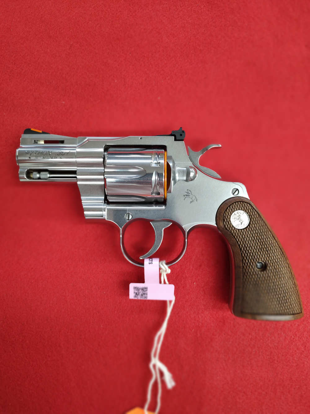 COLT  PYTHON 357MAG 2.5" SS AS WALNUT GRIP 6RD-img-3