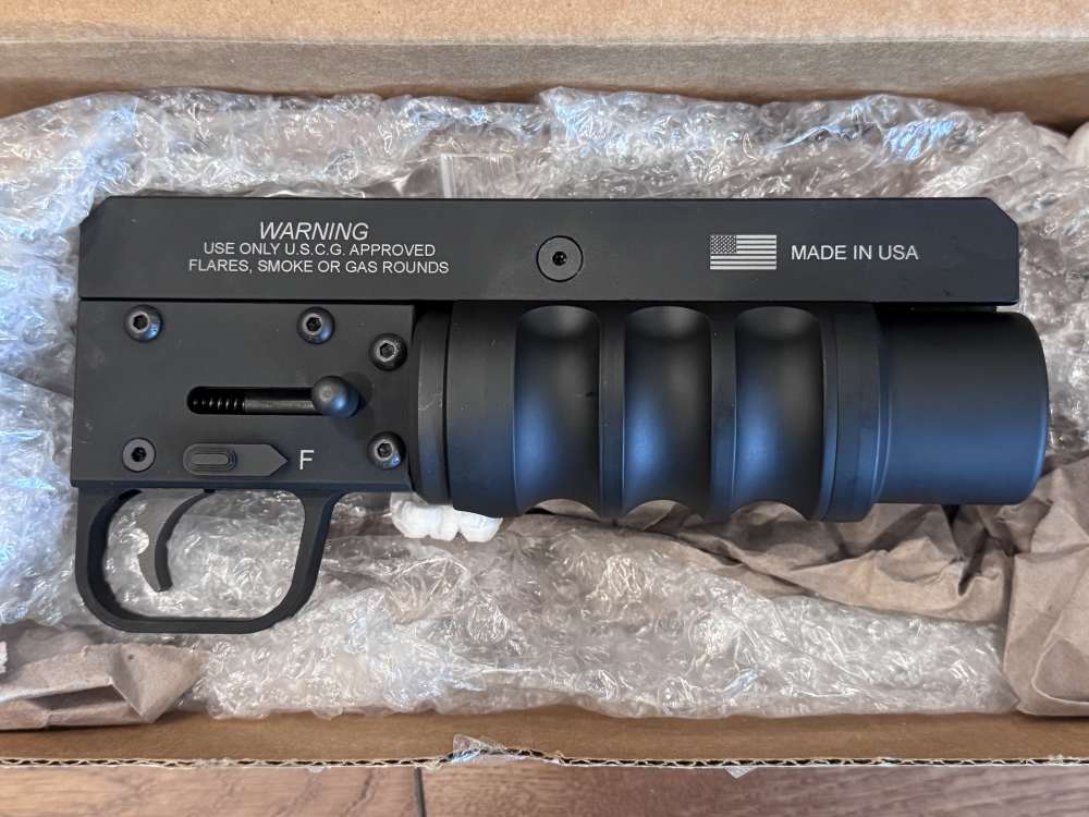 Spikes tactical havoc 9" side loading 37mm launcher, w/serial#-img-1