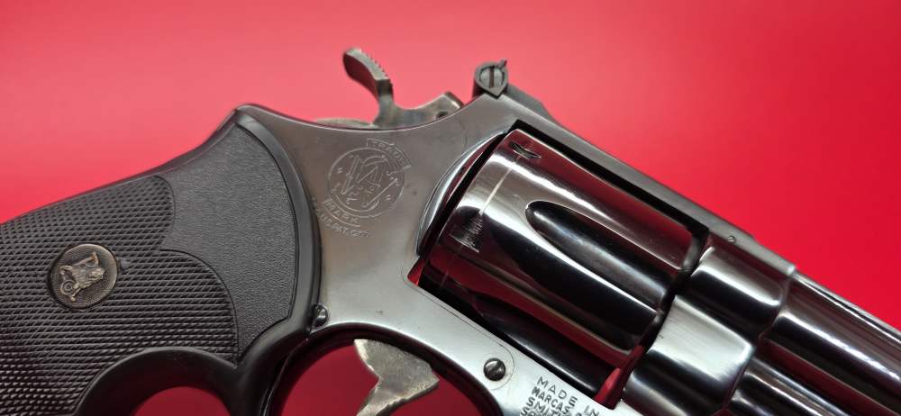Smith & Wesson Model 25-5 .45 Colt Blued Pachmayr Grips-img-10