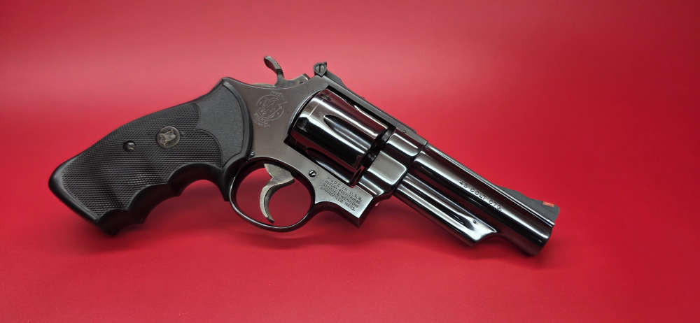 Smith & Wesson Model 25-5 .45 Colt Blued Pachmayr Grips-img-8