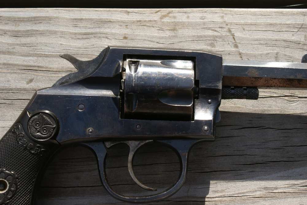 Iver Johnson Double Action Model 1900 .32 Revolver -img-12