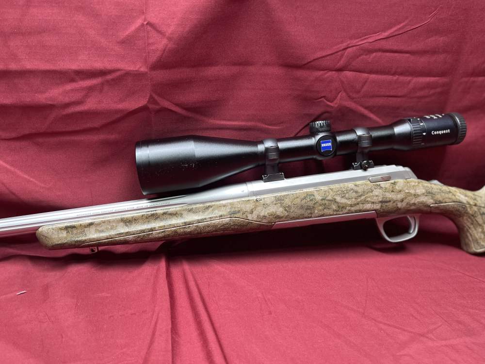Miroku/Browning X-bolt Rifle 7mm Rem Mag w/Zeiss Scope 3-12x56 MC-img-7