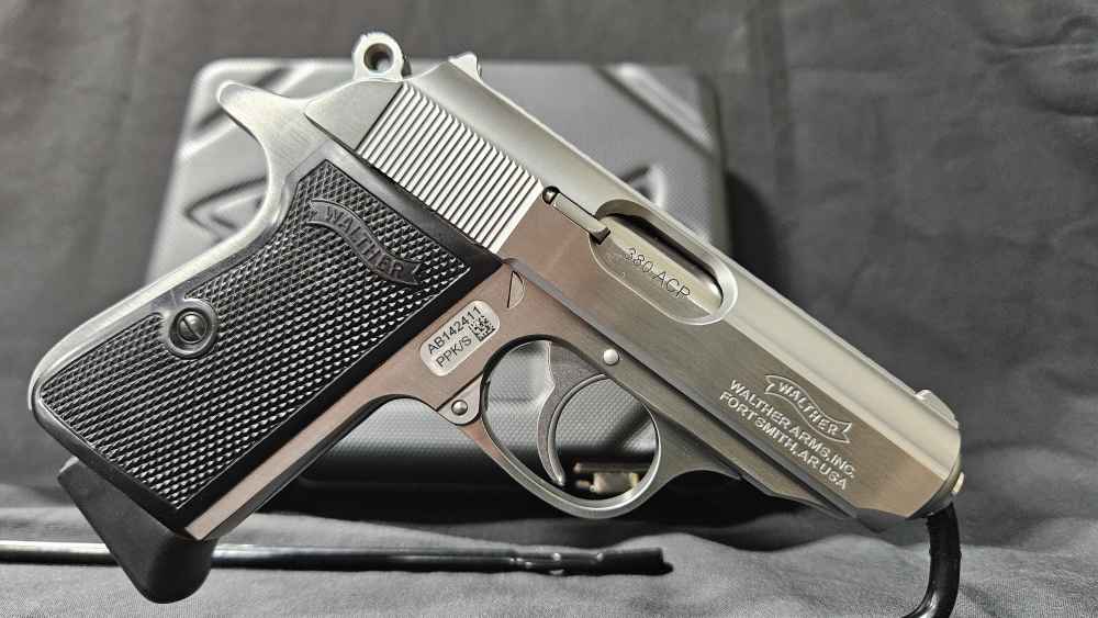 Walther PPK/S | 3.3" | Stainless | 7RD | .380 ACP-img-1