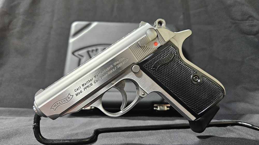 Walther PPK/S | 3.3" | Stainless | 7RD | .380 ACP-img-0