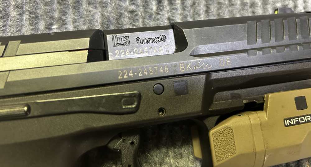 *Bundle* H&K VP9 Semi Auto Pistol w/ INFORCE Light & 13 Magazines - 9mm-img-16