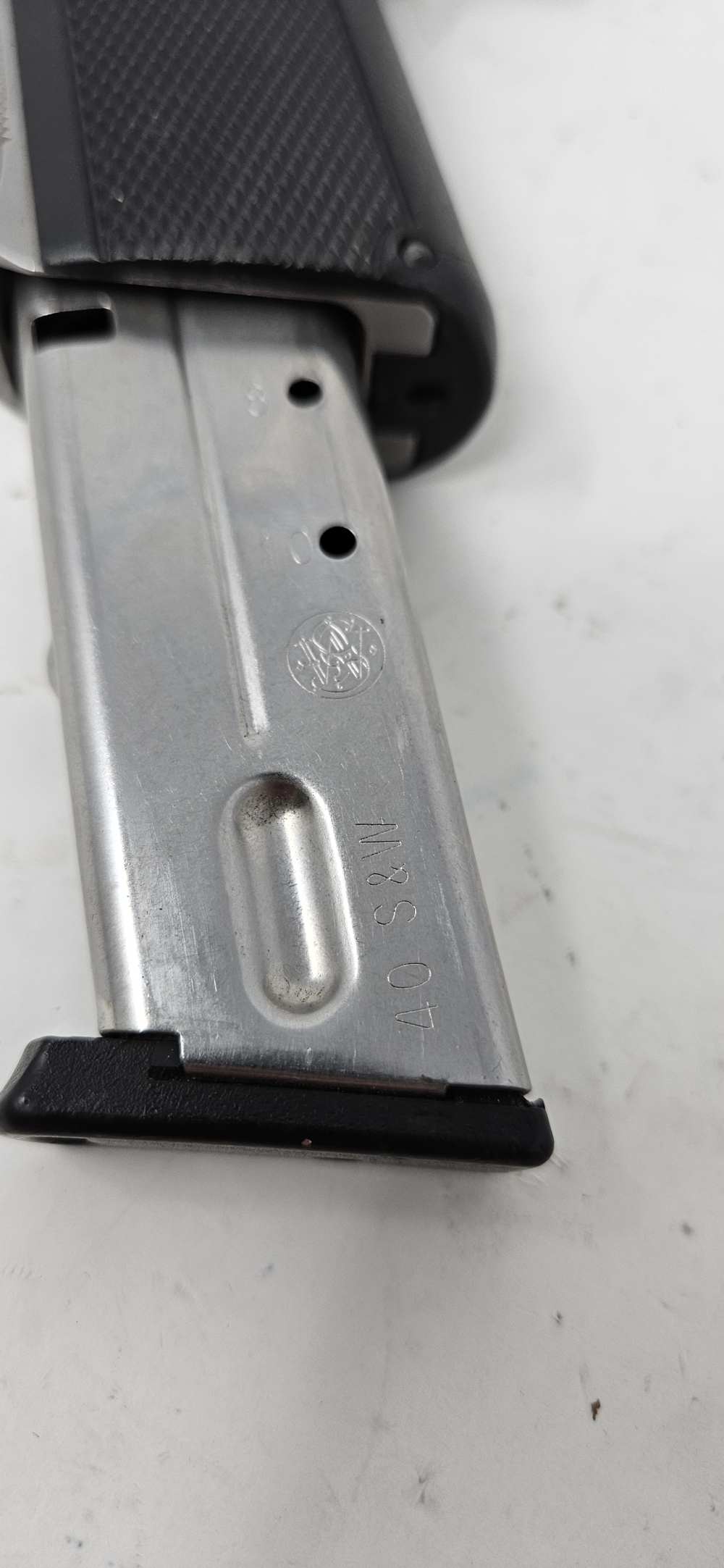 Smith & Wesson 4006TSW Tactical .40 S&W Pistol, One 11-Round Mag-img-2