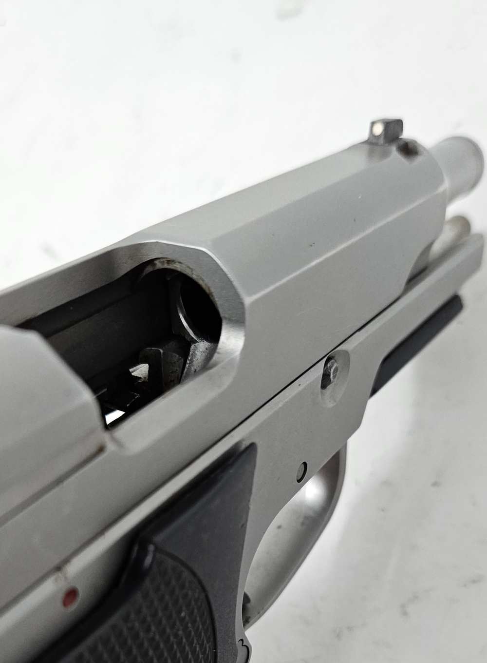Smith & Wesson 4006TSW Tactical .40 S&W Pistol, One 11-Round Mag-img-5