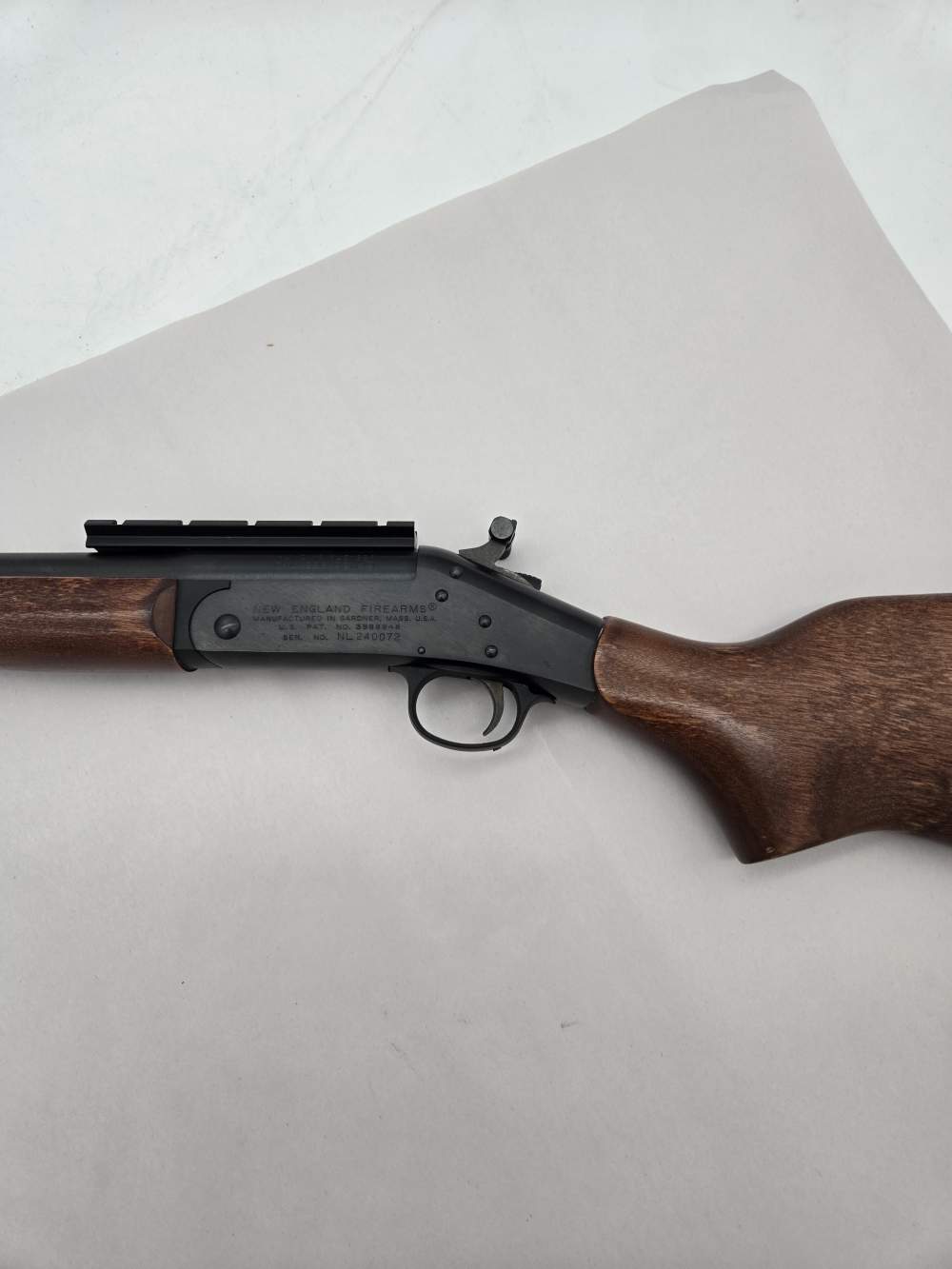 New England Firearms Handi Rifle .223 Rem Bull Barrel EXCELLENT CONDITION-img-2