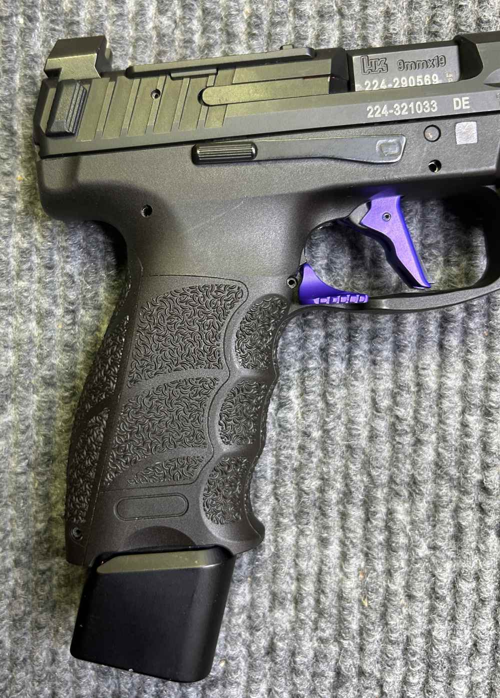 *Bundle* HK VP9 Semi Auto Pistol w/ Upgrades & 13 Mags Total - 9mm-img-4